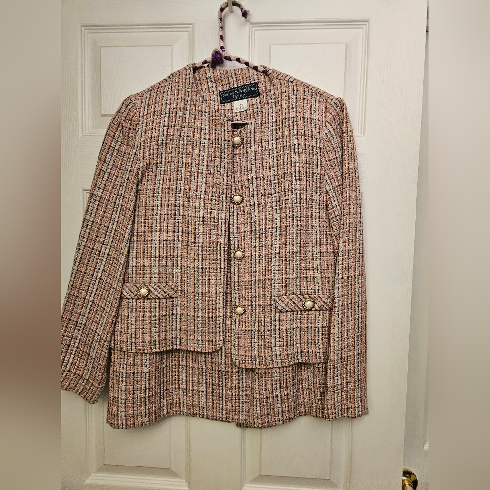 Woman's 2 piece suit
